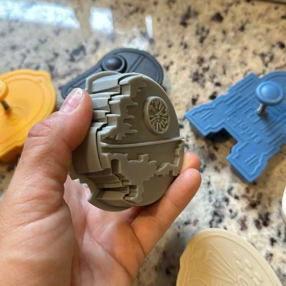 Williams Sonoma Star Wars Cookie Cut Outs